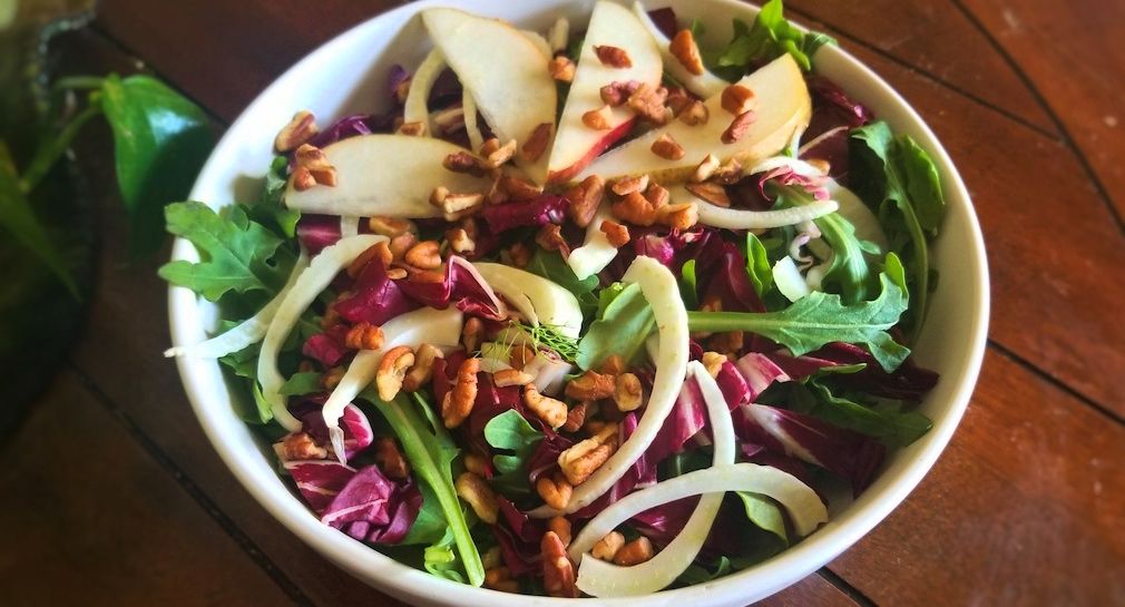 https://image-api.loseitblog.com/images/11bb0479af32aa9af1b6/2020/07/Radicchio-Pear-Salad.jpg