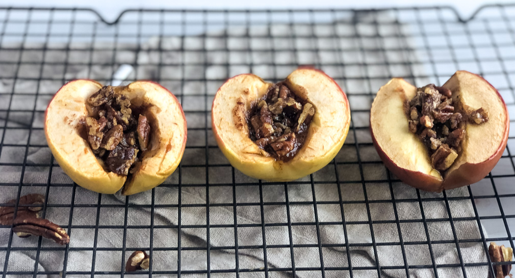 Pecan Baked Apples