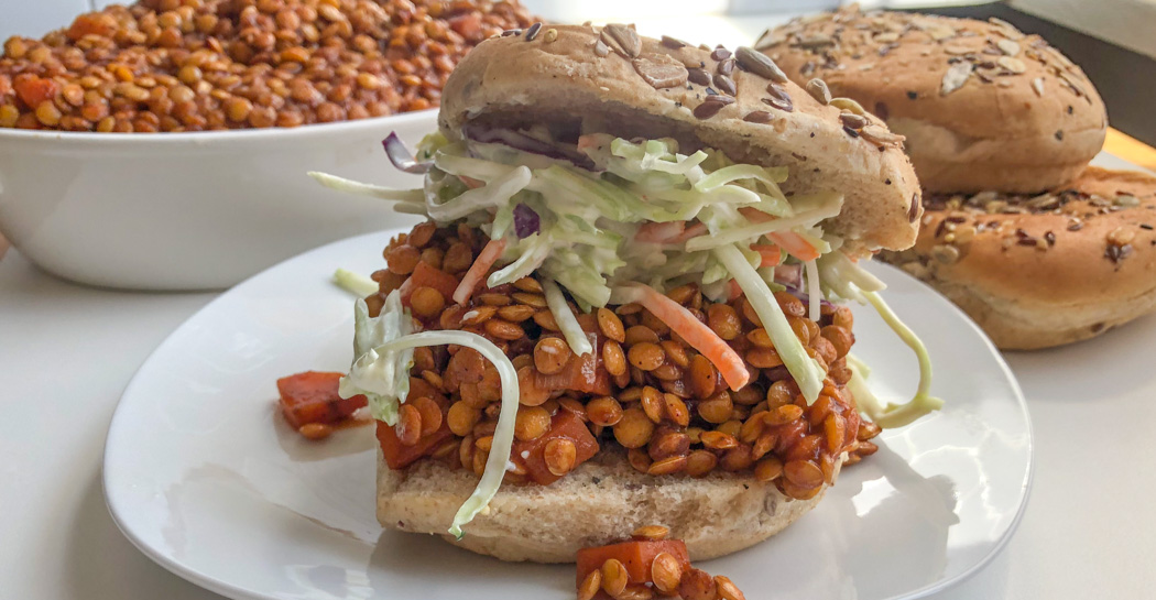 https://image-api.loseitblog.com/images/11bb0479af32aa9af1b6/2020/04/BBQ-Lentil-Sloppy-Joe.png