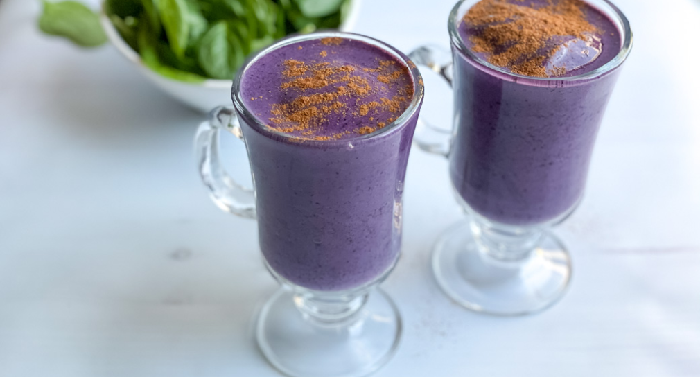 https://image-api.everydayhealth.com/images/recipes/0714925e9d22792228d3/2020/11/Blueberry-Ginger-Smoothie.png