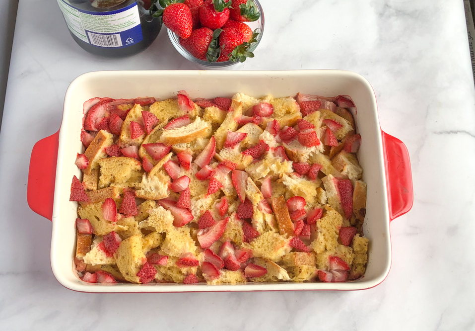 https://image-api.loseitblog.com/images/11bb0479af32aa9af1b6/2020/03/French-Toast-Casserole.png