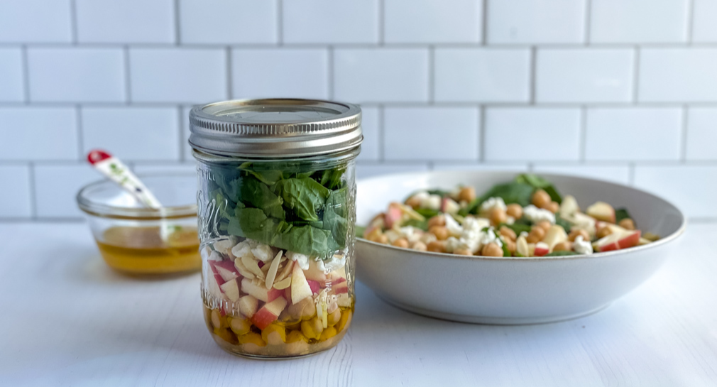 Spinach mason jar salad